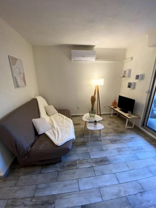 Studio Cabine Avec Jardin Lägenhet Canet-en-Roussillon Exteriör bild